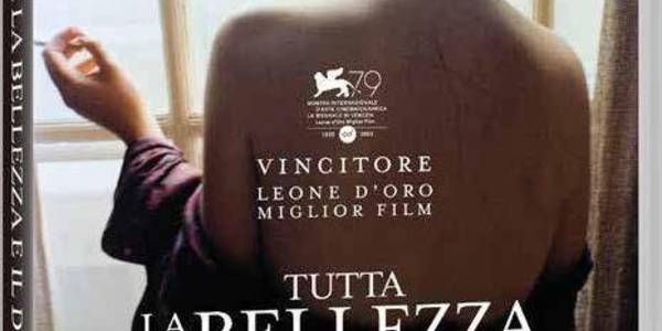 Immagine decorativa per il contenuto POITRAS LAURA "Tutta la bellezza e il dolore"
